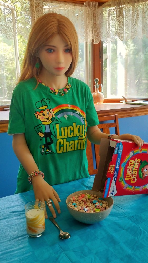 28547_Hanna Magically Delicious 02.jpg